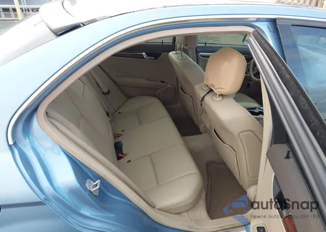 2011 Mercedes-Benz C 350 Sport из США, поврежденный, VIN WDDGF5GB0BR144749